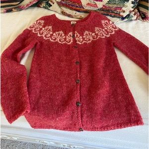 Red wool Icelandic sweater